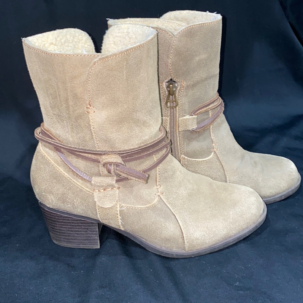 Eddie Bauer Louise Leather Suede Ankle Boots  size 7.5